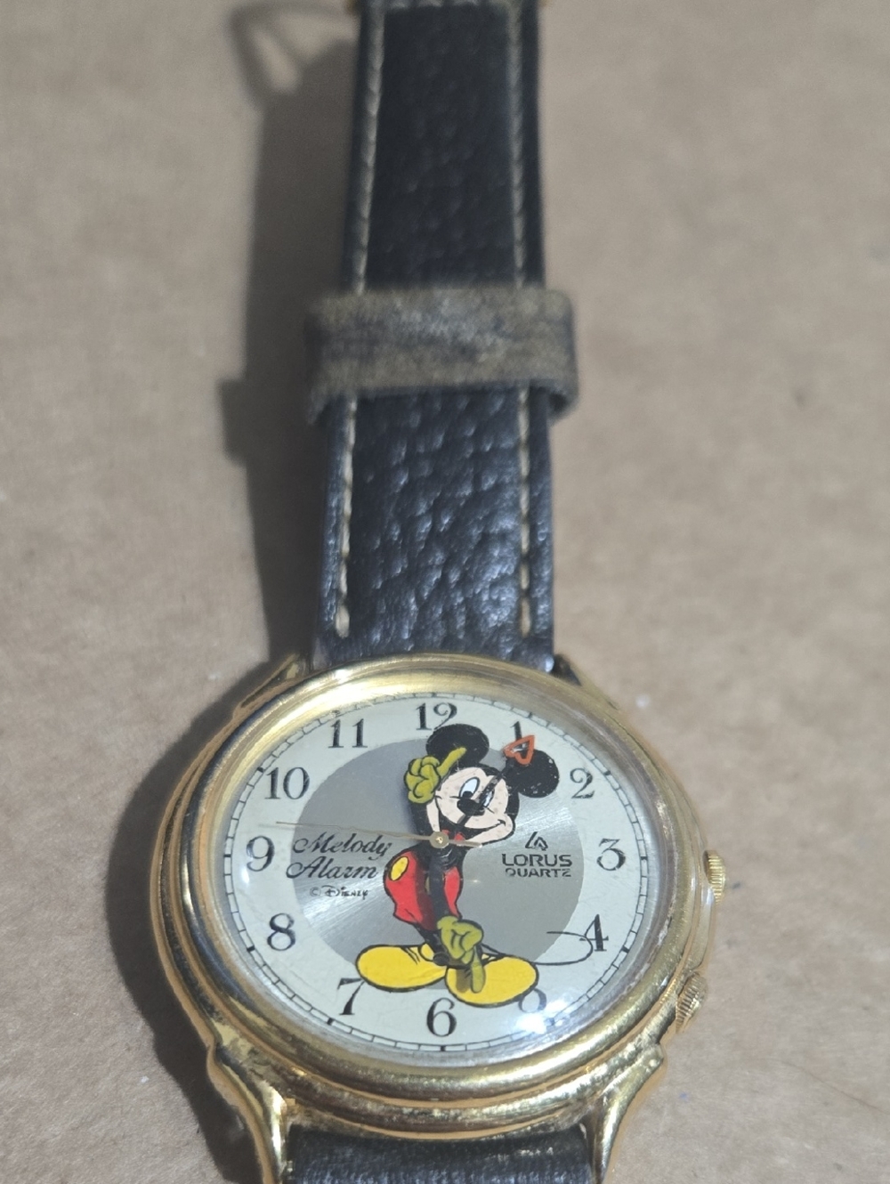Vintage Lorus Quartz Minnie Mouse Gold-Tone Alarm Watch - Black Strap